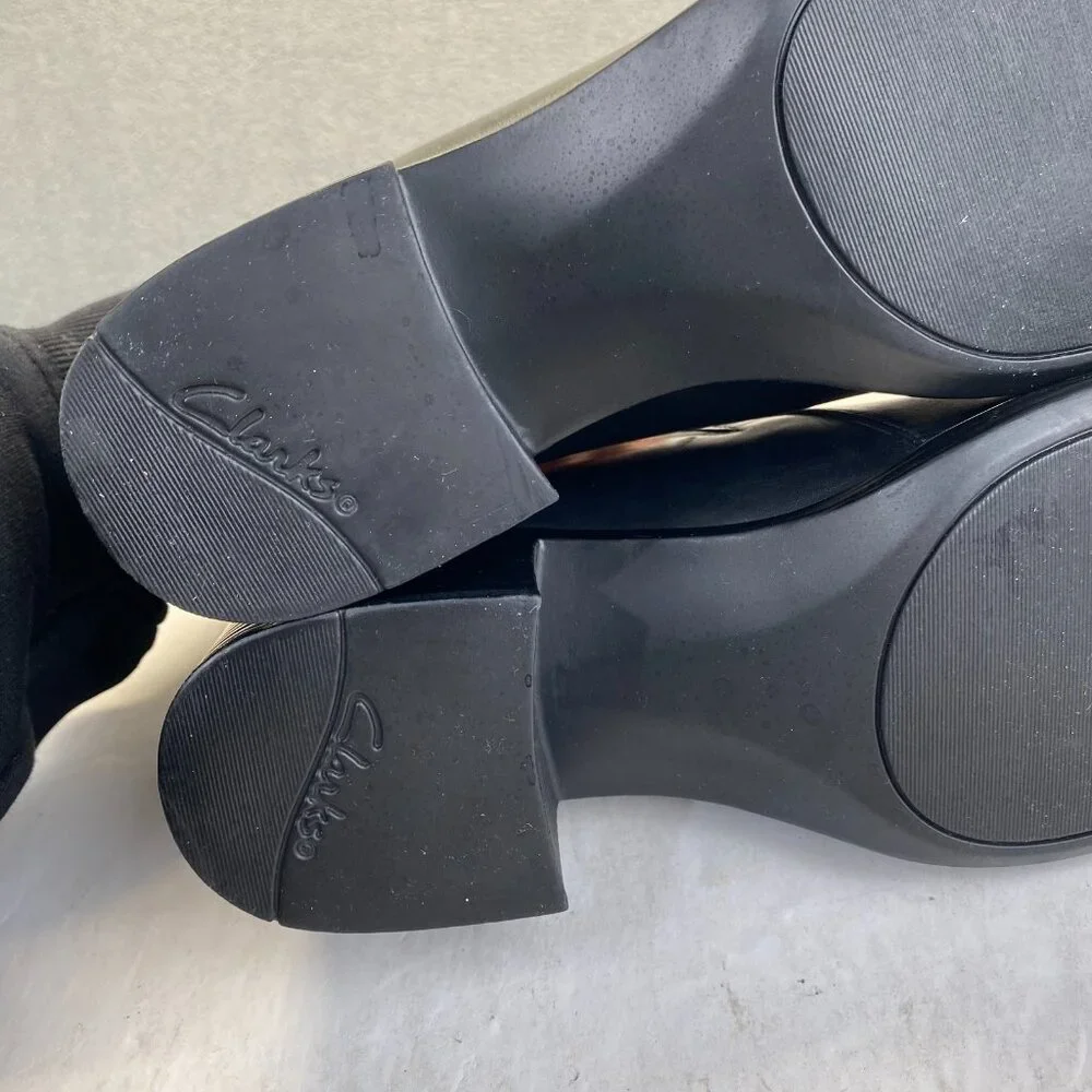 Clarks 30099‎ Black Leather Ankle Boots Heel Womans Size 9 M